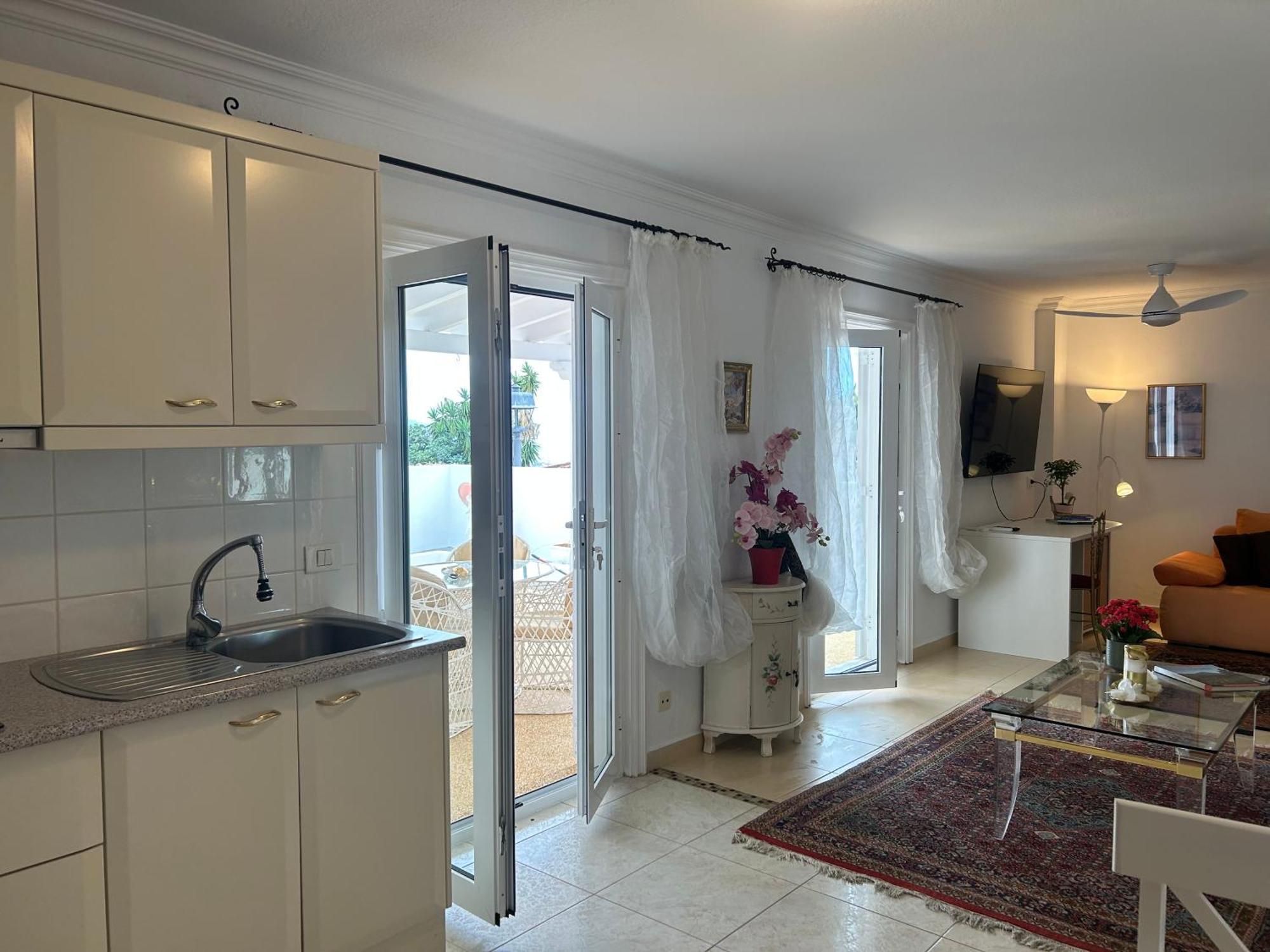 Schoenes Apartment - Ruhig - Aussenpool لا أوروتافا المظهر الخارجي الصورة